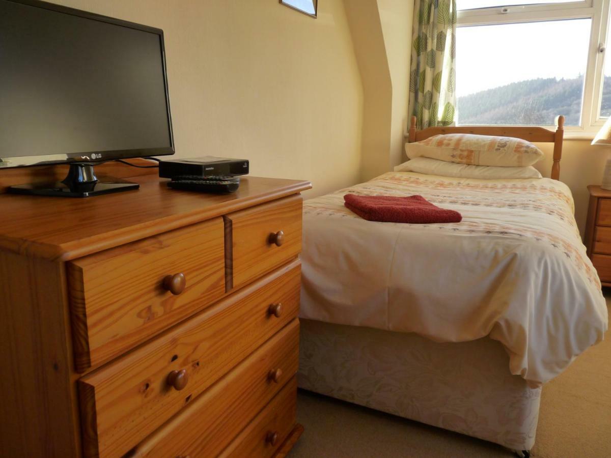 Cosy Twin Room In Брекън Екстериор снимка